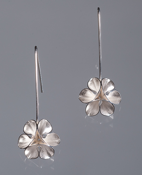 wire flower earrings